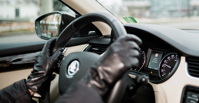 Idées de cadeaux utiles pour rendre la conduite plus agréable et plus sûre